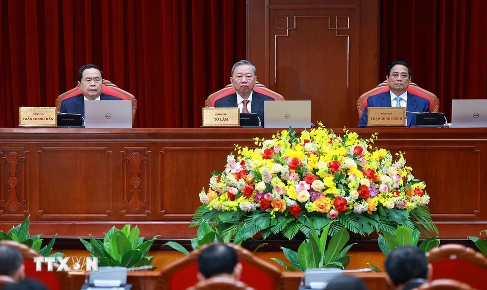 Khai mạc Hội nghị lần thứ 10 Trung ương khóa XIII