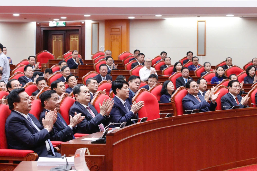 Lãnh đạo chủ chốt khóa XIV phải đoàn kết, thống nhất cao về ý chí và hành động