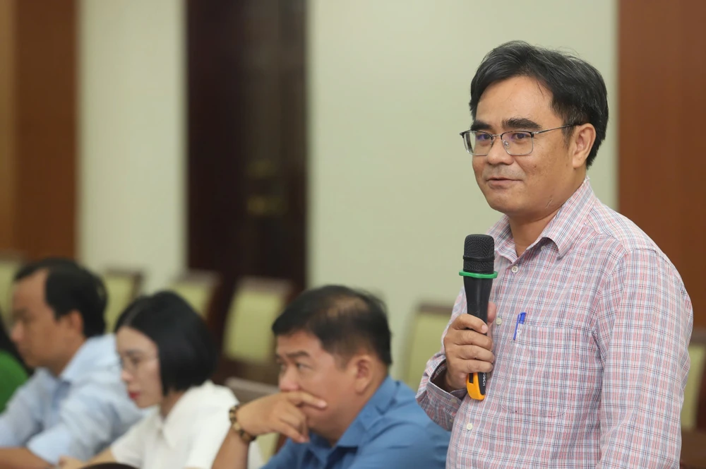 h2-hoi-thao-dan-van-TPHCM .jpg