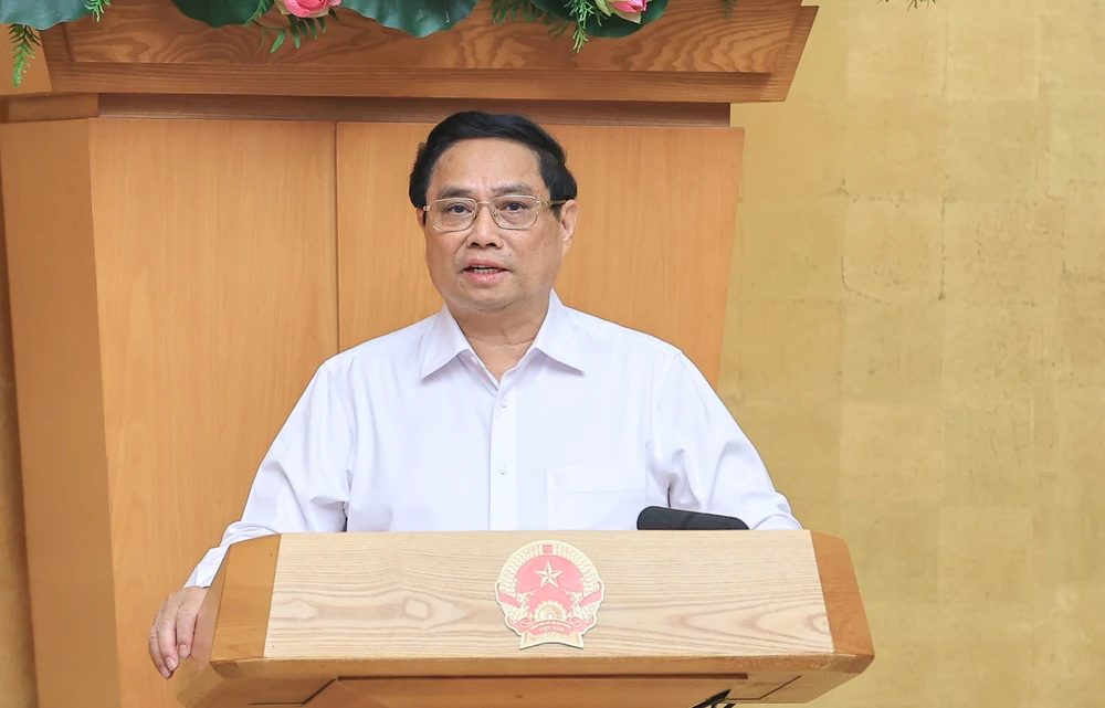 Thủ tướng phê bình 54 bộ, ngành, địa phương có tỉ lệ giải ngân vốn đầu tư công thấp