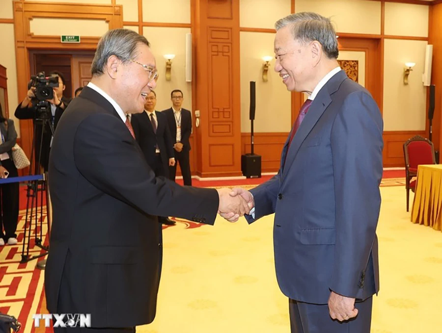 Chùm ảnh: Tổng Bí thư, Chủ tịch nước Tô Lâm tiếp Thủ tướng Trung Quốc Lý Cường