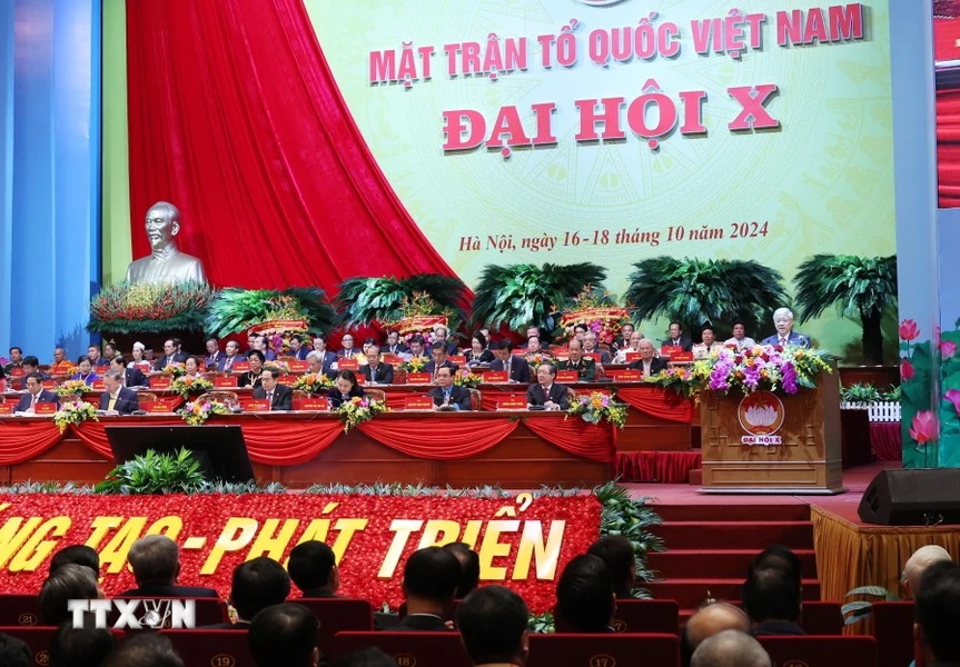 tong-bi-thu-chu-tich-nuoc-to-lam-cung-hon-1-000-dai-bieu-du-dai-hoi-mat-tran-to-quoc-viet-nam (11).jpg