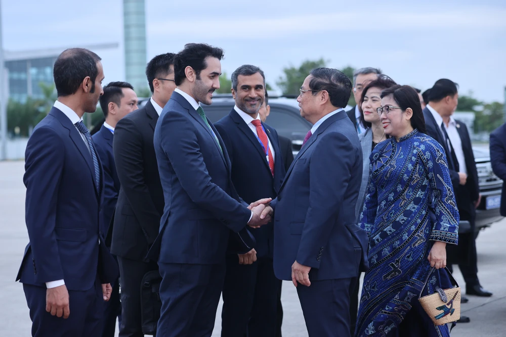 Thủ tướng Phạm Minh Chính và phu nhân lên đường thăm 3 cường quốc năng lượng hàng đầu Trung Đông