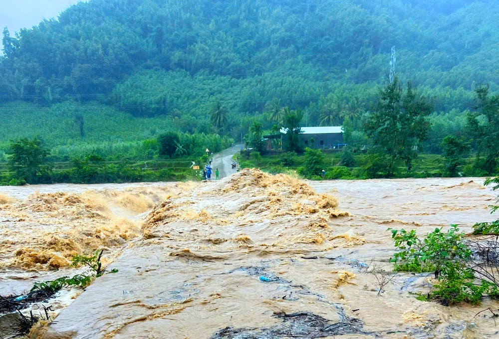 Bình Định cảnh báo lũ quét, sạt lở tại nhiều địa phương