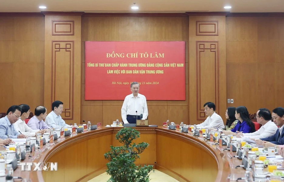 Tổng Bí thư: Khắc phục triệt để tính hình thức, lãng phí, tính hành chính quan liêu, xa dân