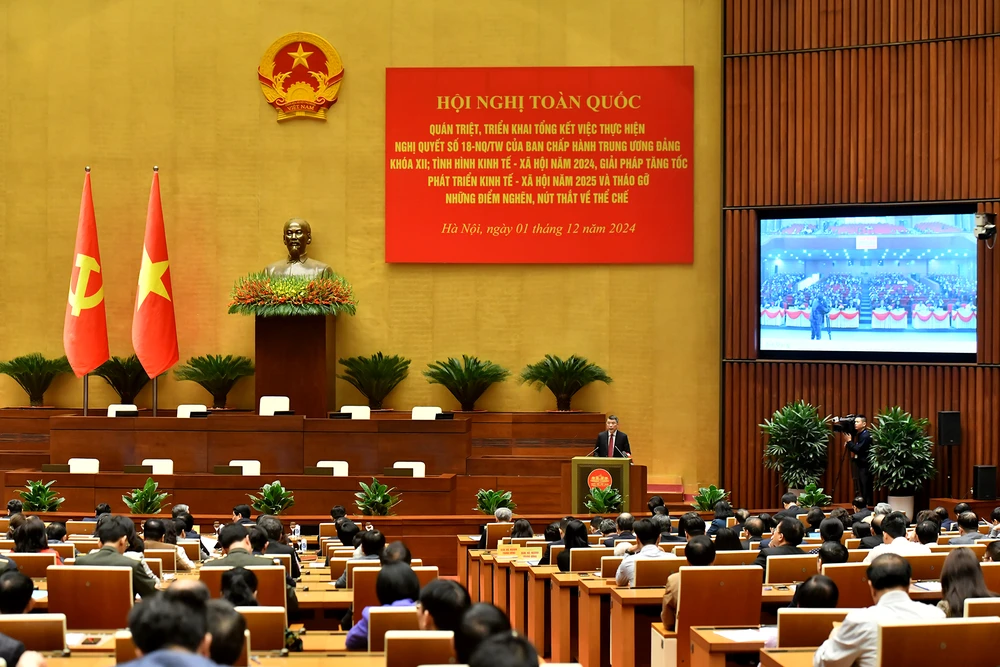 Trung ương quán triệt, triển khai việc thực hiện sắp xếp, tinh gọn bộ máy