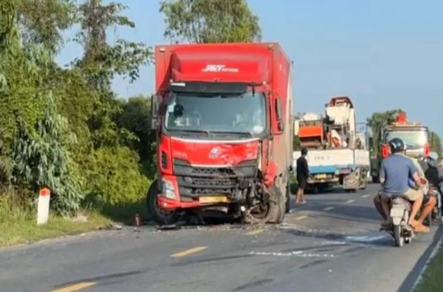 ô tô 7 chỗ (3).jpeg