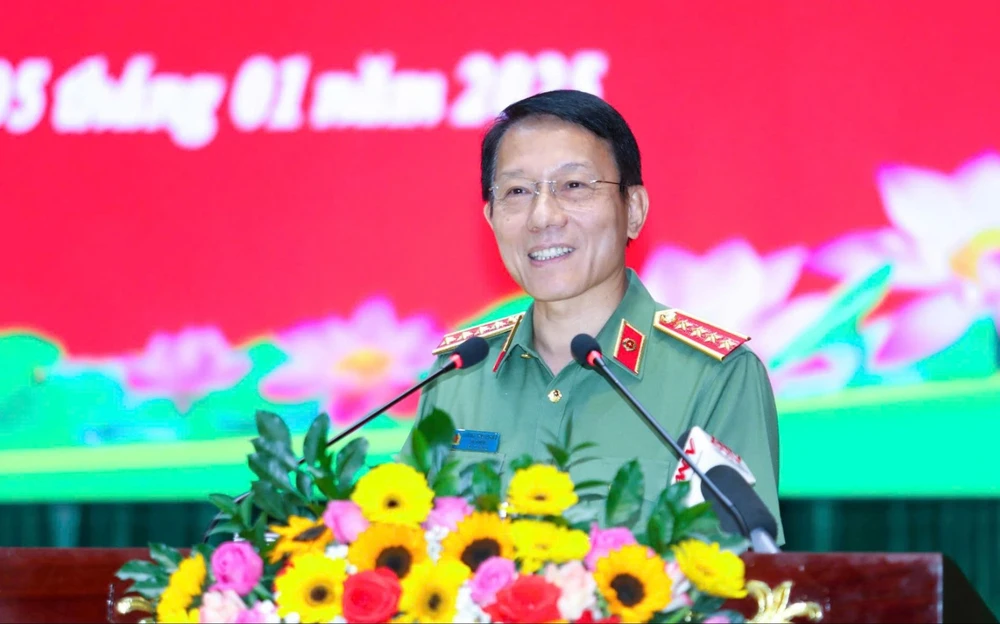 cong-an-tp-hcm-dat-duoc-nhieu-thanh-tich-trong-dau-tranh-tran-ap-toi-pham (7).jpg
