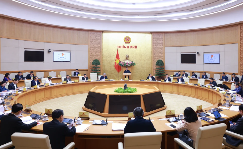 Thủ tướng: Khẩn trương hoàn thiện các nội dung trình Quốc hội tại kỳ họp bất thường