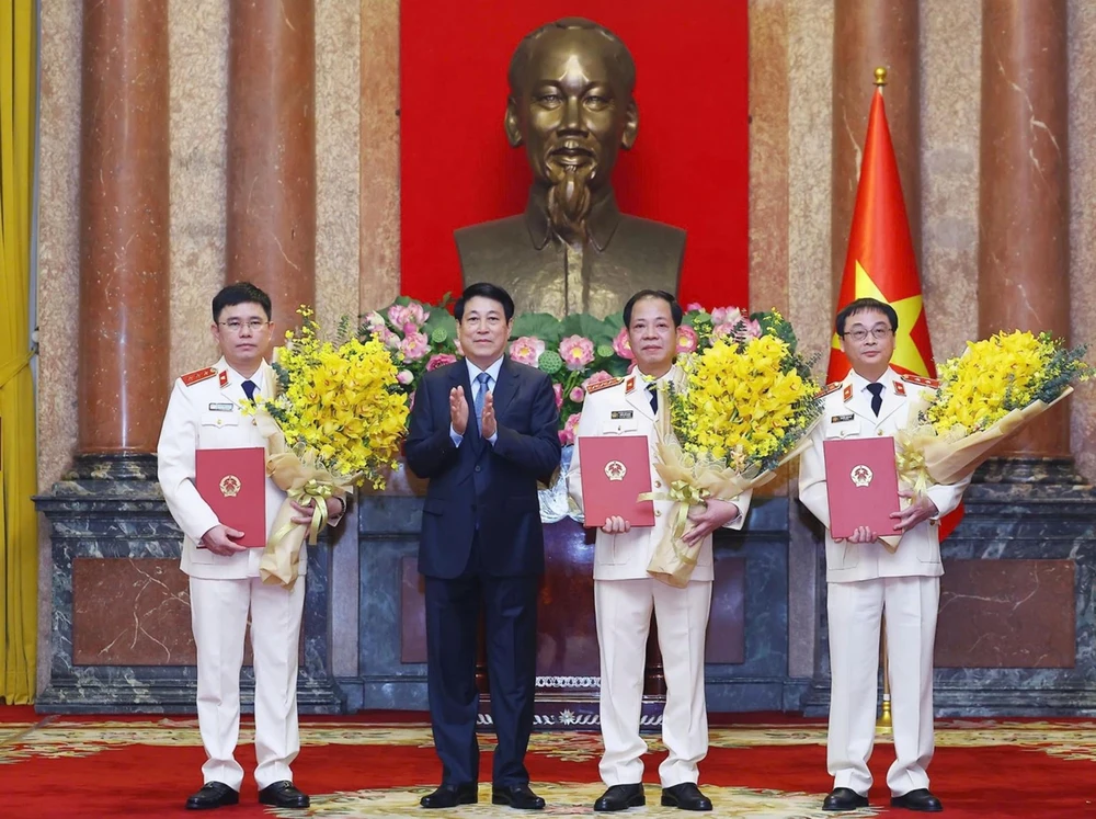 nhan-su-tuan-qua-bo-nhiem-2-tuong-quan-doi-cung-nhieu-nhan-su-nganh-cong-an-kiem-sat.png