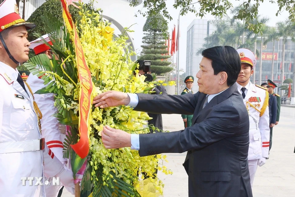 Chủ tịch nước Lương Cường thăm, chúc Tết Binh chủng Đặc công