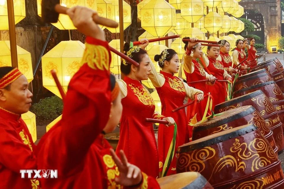 Chủ tịch nước chủ trì Lễ dâng hương khai Xuân tại Hoàng thành Thăng Long