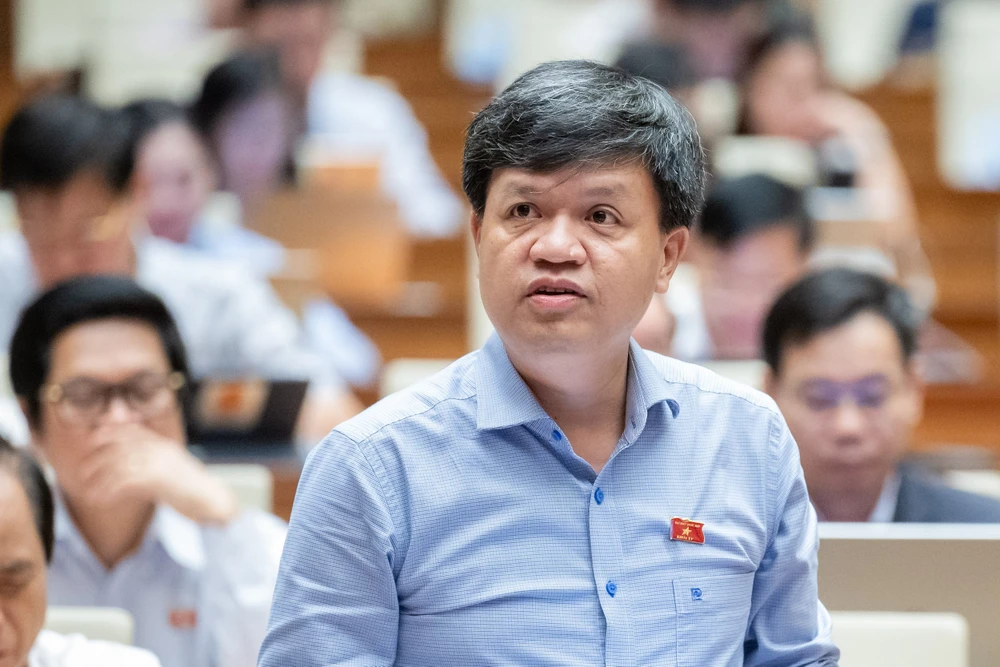 Quốc hội thảo luận cơ chế đặc thù cho dự án điện hạt nhân