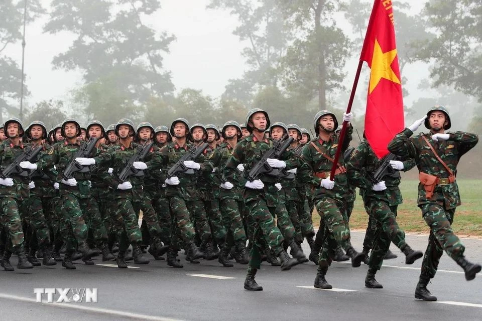 Chùm ảnh: Hàng nghìn chiến sĩ hợp luyện diễu binh, diễu hành kỷ niệm 50 năm Ngày giải phóng miền Nam