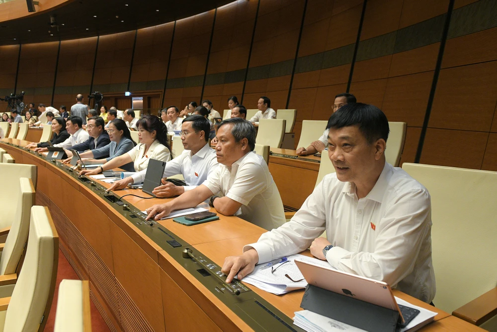 Quốc hội thông qua việc sửa Hiến pháp 2013, tập trung phân định đơn vị hành chính