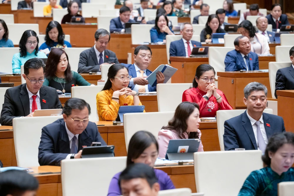 Cử tri lo lắng sữa giả, thuốc giả, quảng cáo sai sự thật đang tràn lan tinh gọn bộ máy