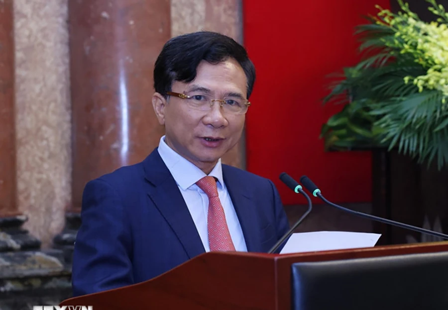 Trao quyết định bổ nhiệm 3 phó chủ nhiệm Văn phòng Chủ tịch nước