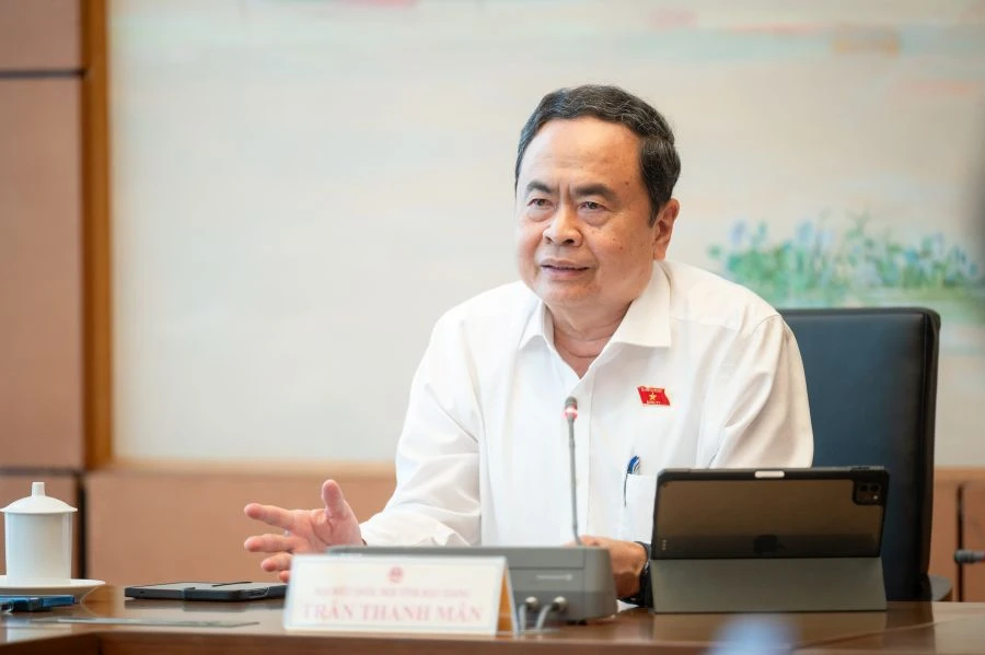 Tránh việc Bí thư, Chủ tịch nhiệm kỳ này làm quy hoạch, Bí thư, Chủ tịch nhiệm kỳ sau lại thay đổi CHỦ TỊCH QUỐC HỘI TRẦN THANH MẪN