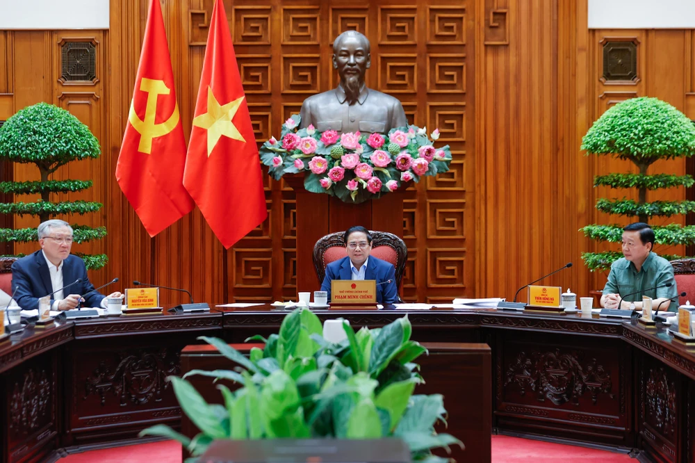 Thủ tướng Phạm Minh Chính: Rà soát các nội dung liên quan thẩm quyền về cán bộ, nhân sự