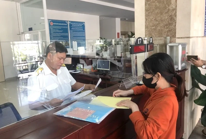 Bộ Chính trị đồng ý tổ chức lại 20 chi cục thuế, giữ nguyên 20 chi cục hải quan khu vực