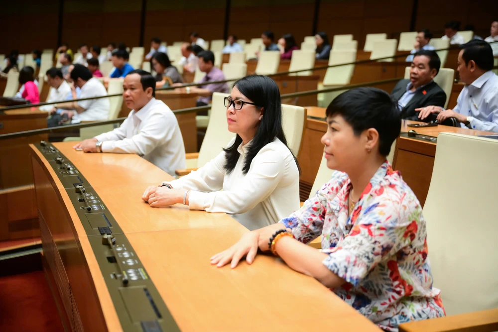 Bộ trưởng Bộ Tài chính: Chúng ta đang đi ngược dòng