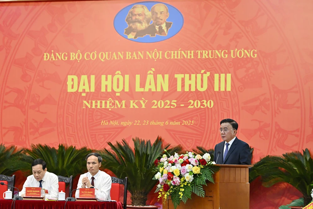 ong-tran-cam-tu-khong-de-xay-ra-tinh-trang-can-bo-vua-bo-nhiem-lai-bi-ky-luat-2.jpg