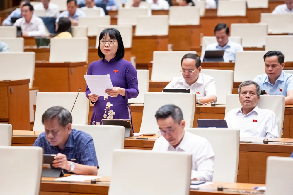 'Khi gian dối còn có lúc được dung túng sẽ hình thành thói quen chụp giật, dối trá, thờ ờ' vấn nạn hàng giả