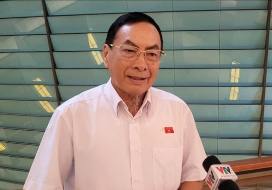 cam-xuc-dac-biet-truoc-quyet-dinh-lich-su-cua-dat-nuoc-pham-Van Hòa.jpg