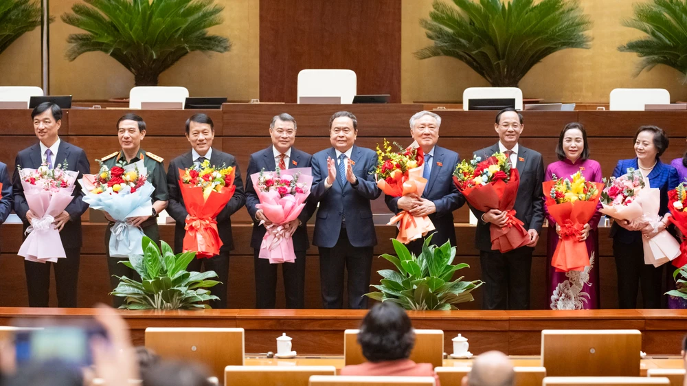 Danh sách 4 phó chủ tịch và 14 ủy viên Hội đồng bầu cử quốc gia