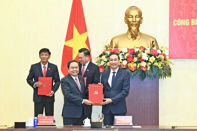 Chủ tịch Quốc hội Trần Thanh Mẫn chủ trì hội nghị về nhân sự