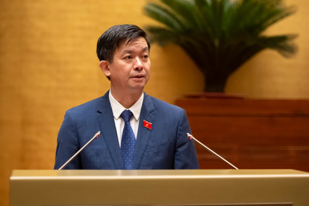 Quốc hội yêu cầu bố trí nguồn ngân sách miễn, giảm học phí, miễn viện phí