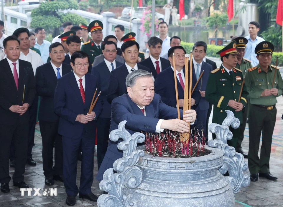 Tổng Bí thư Tô Lâm dự, phát biểu tại Lễ kỷ niệm 110 năm Ngày sinh Tổng Bí thư Nguyễn Văn Linh