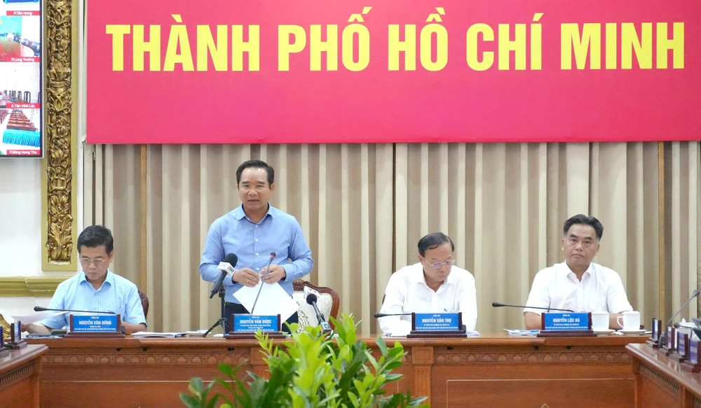 chu-tich-nguyen-van-duoc-tp-hcm-co-38-chi-nhanh-trung-tam-hanh-chinh-cong-cap-tp-1.jpg