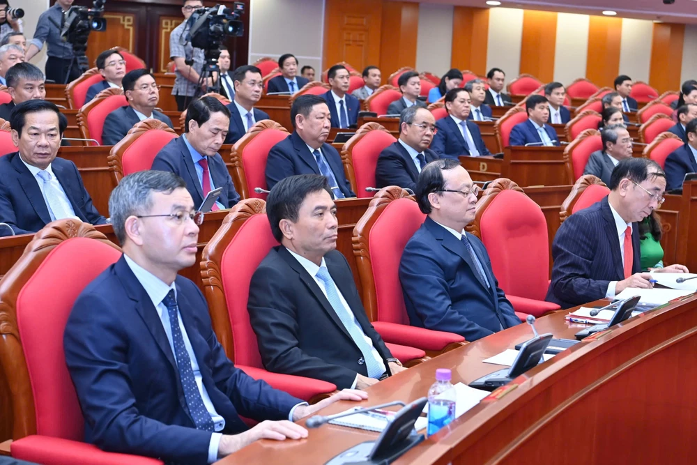 Bế mạc Hội nghị lần thứ 12 Ban Chấp hành Trung ương Đảng khóa XIII