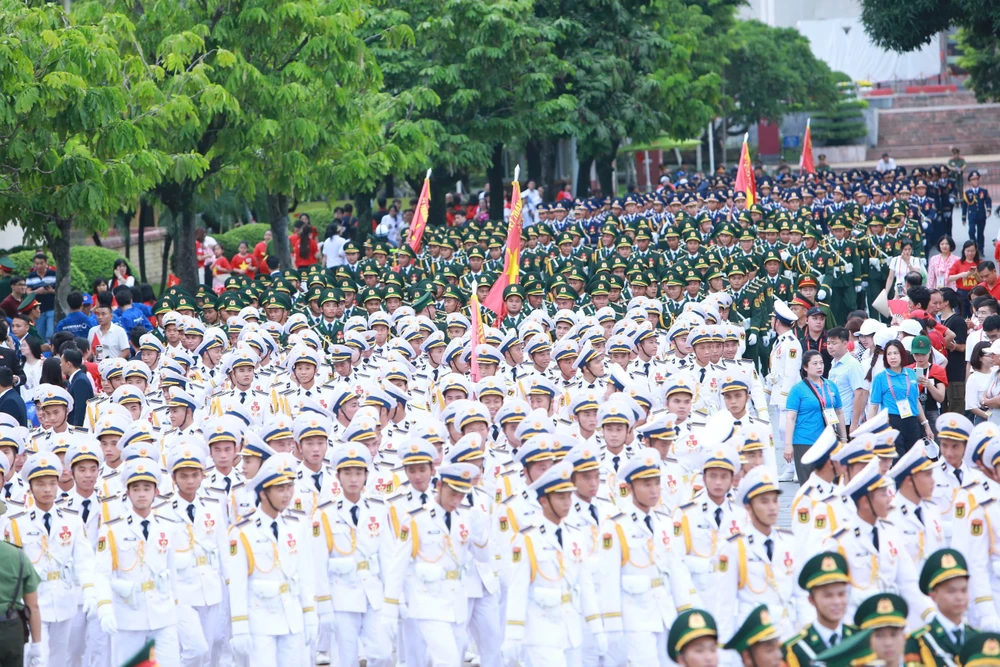 A80-Ngay-27-8-le-dieu-binh-dieu-hanh-dang-trung-congan-quandoi-6.jpg