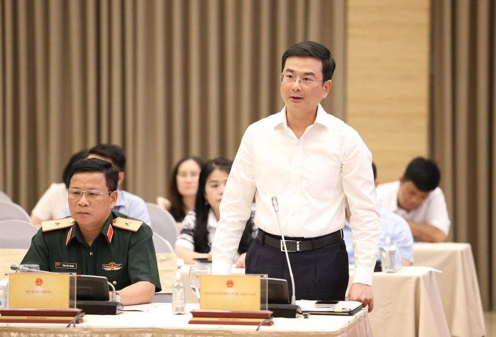 Hơn 1,8 triệu tỉ đồng được 'bơm' ra nền kinh tế dư nợ tín dụng