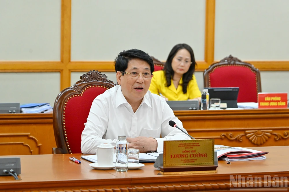 Bộ Chính trị cho ý kiến phương án nhân sự đại hội các tỉnh Hưng Yên, Cà Mau, Tây Ninh, Tuyên Quang