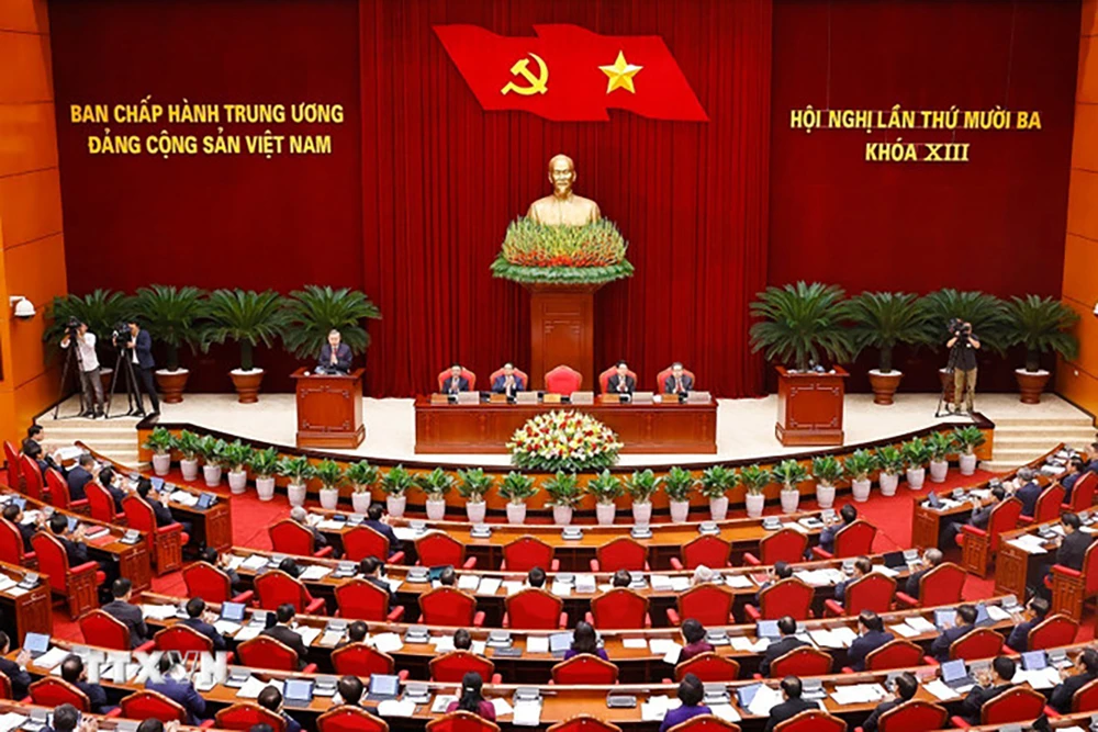 chum-anh-khai-mac-hoi-nghi-lan-thu-muoi-ba-ban-chap-hanh-trung-uong-dang-khoa-xiii-2.jpg