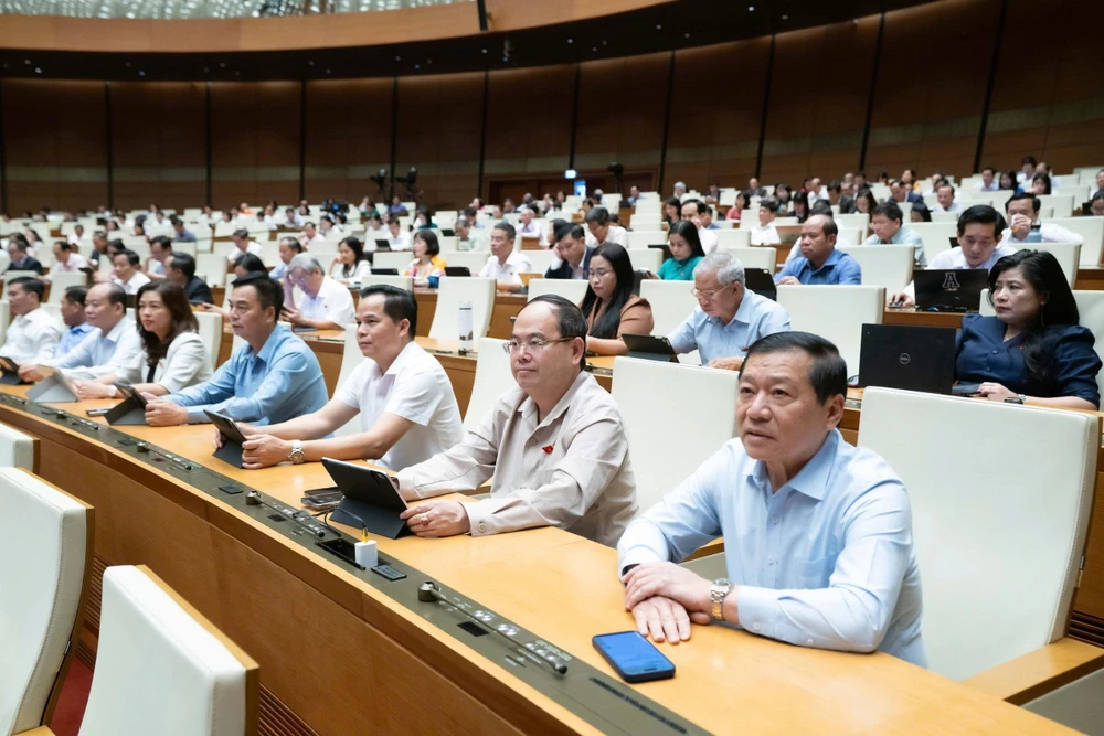 quoc-hoi-danh-2-ngay-de-thao-luan-tai-hoi-truong-ve-kinh-te-xa-hoi-1.jpg