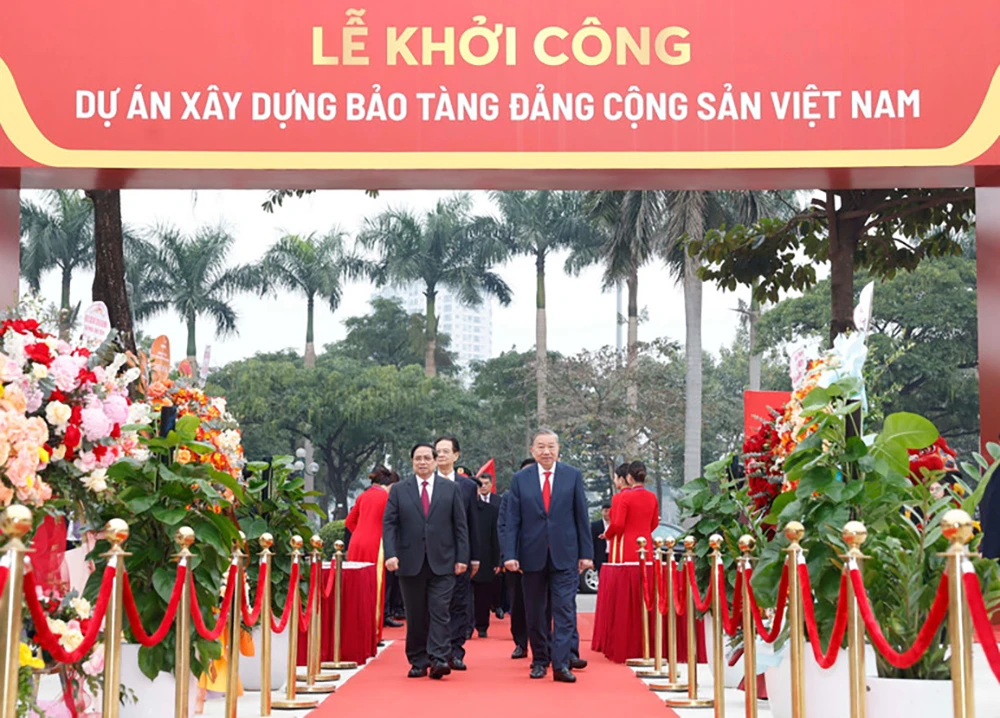 tong-bi-thu-to-lam-thu-tuong-pham-minh-chinh-du-khoi-cong-xay-dung-bao-tang-dang-cong-san-viet-nam-2.jpg