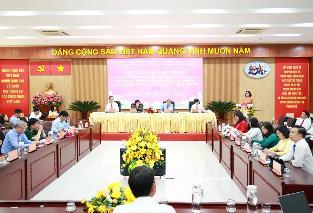 le-thoa-bao-ve-nen-tang-tu-tuong-bcd-35-le-hai-binh-4.jpg