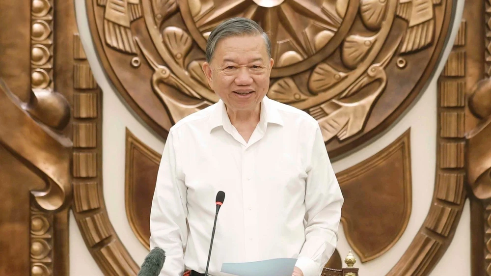 tong-bi-thu-chu-tich-nuoc-to-lam-van-phong-chu-tich-nuoc-phai-ra-soat-sap-xep-lai-bo-may-bien-che-vi-tri-viec-lam.jpg