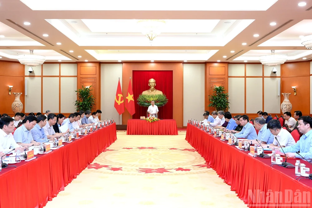 bang-cap-chuc-vu-khong-the-thay-the-nang-luc-thuc-thi-va-ket-qua-phuc-vu-dan.jpg