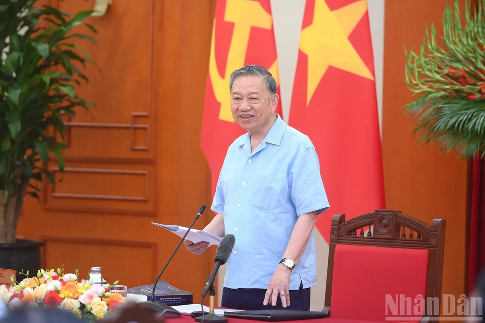 tong-bi-thu-chu-tich-nuoc-to-lam-noi-ve-mo-hinh-phat-trien-moi-cua-dat-nuoc.jpg