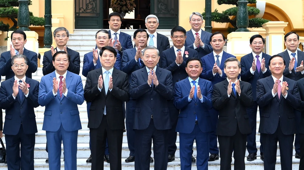 xu-ly-nghiem-chay-an-moi-gioi-an-lam-sai-lech-ho-so-cai-cach-tu-phap.jpg