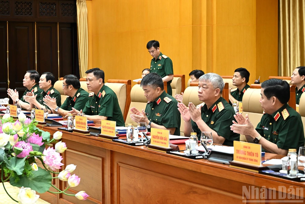 tong-bi-thu-chu-tich-nuoc-to-lam-chu-tri-hoi-nghi-quan-uy-trung-uong-lan-thu-hai-2.jpg