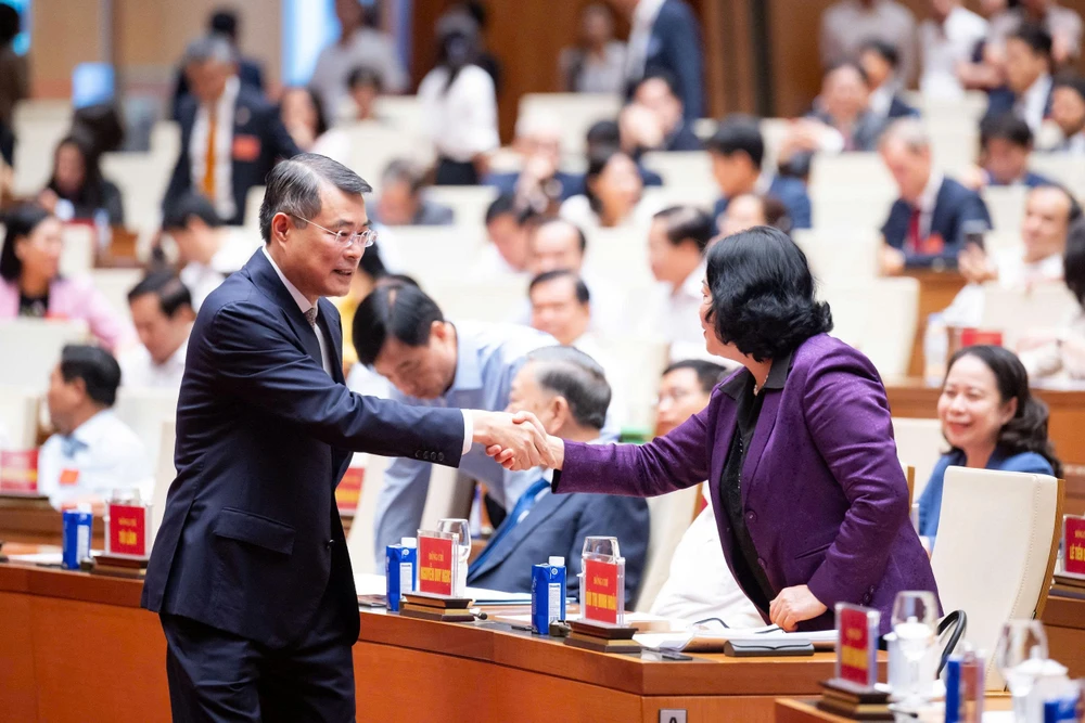 tong-bi-thu-chu-tich-nuoc-khong-de-nha-dau-tu-phai-di-qua-qua-nhieu-cua-mat-qua-nhieu-thoi-gian-va-chi-phi-QH-4.jpg
