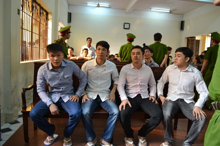 Đang xét xử vụ cầu thủ Đồng Nai bán độ ảnh 1