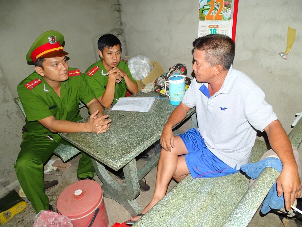 Mỗi ngày bán 200 ký nội tạng bò ngâm hóa chất ra thị trường ảnh 2