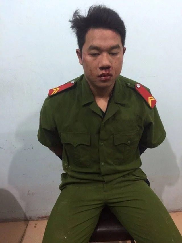 Hai nghi can giả danh công an cướp xe máy bị bắt